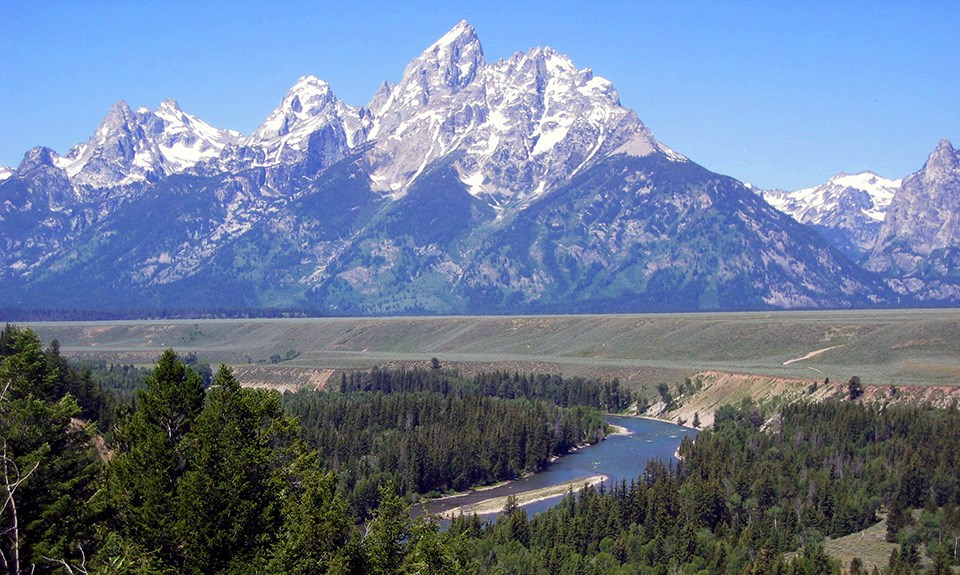 teton-mountain-range